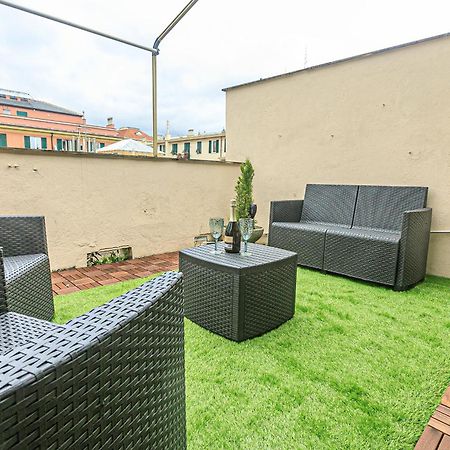 Plein Ciel - Attico Vicino Al Centro - Parcheggio Privato Apartment Genoa Luaran gambar